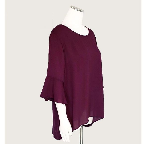 Jacklyn Smith Collection High-Low Ruffle Top NWT - Picture 2 of 5